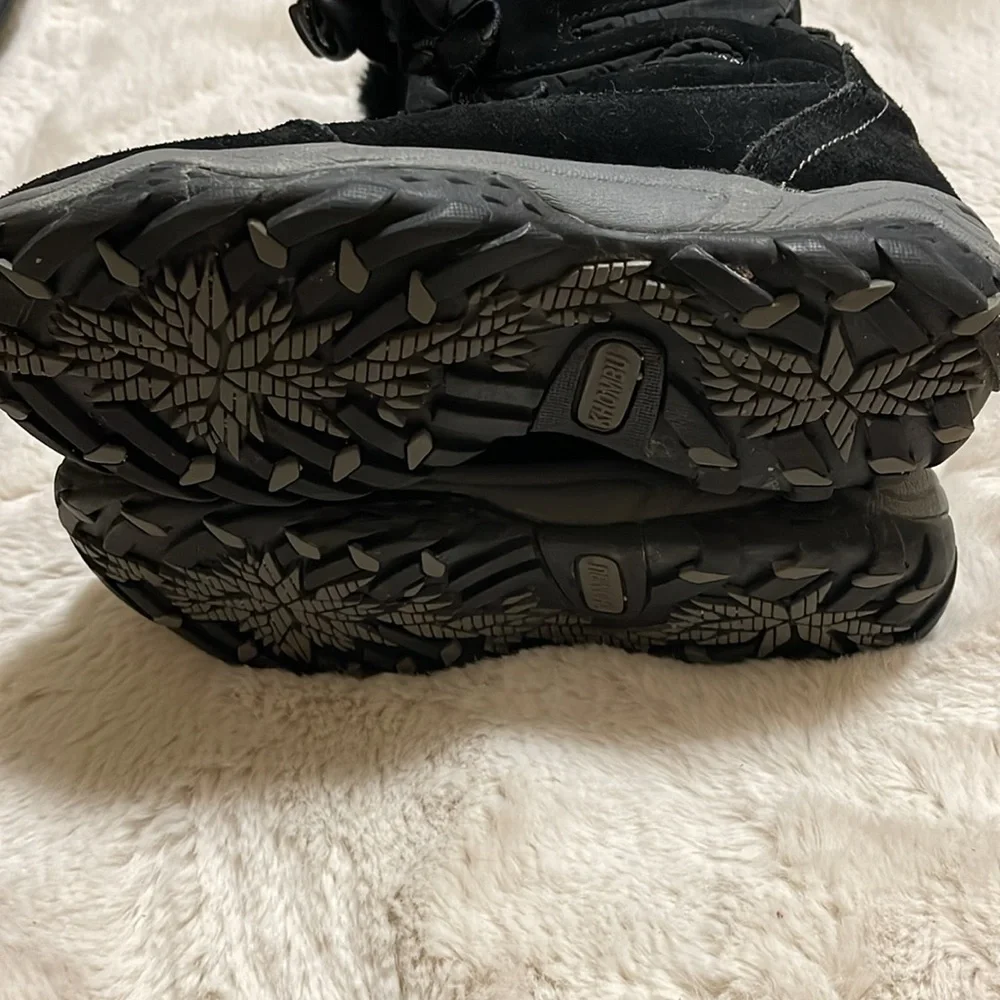 Khombu Winter Boots Size 7 Medium